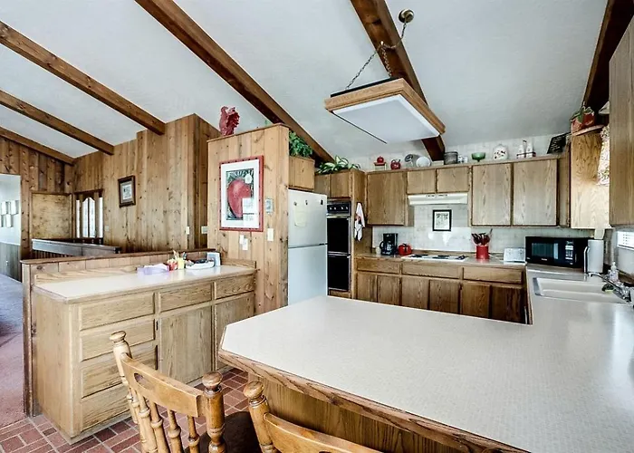 Holiday home Gorgeous With Fireplace And Barbecue In Greer, Arizona