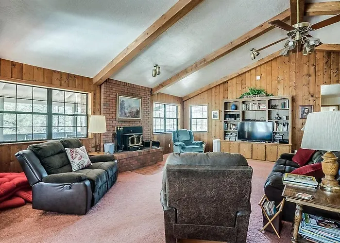 Gorgeous With Fireplace And Barbecue In Greer, Arizona Holiday home